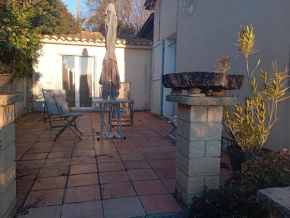 Chambre, terrasse , salle de bains toilettes privé